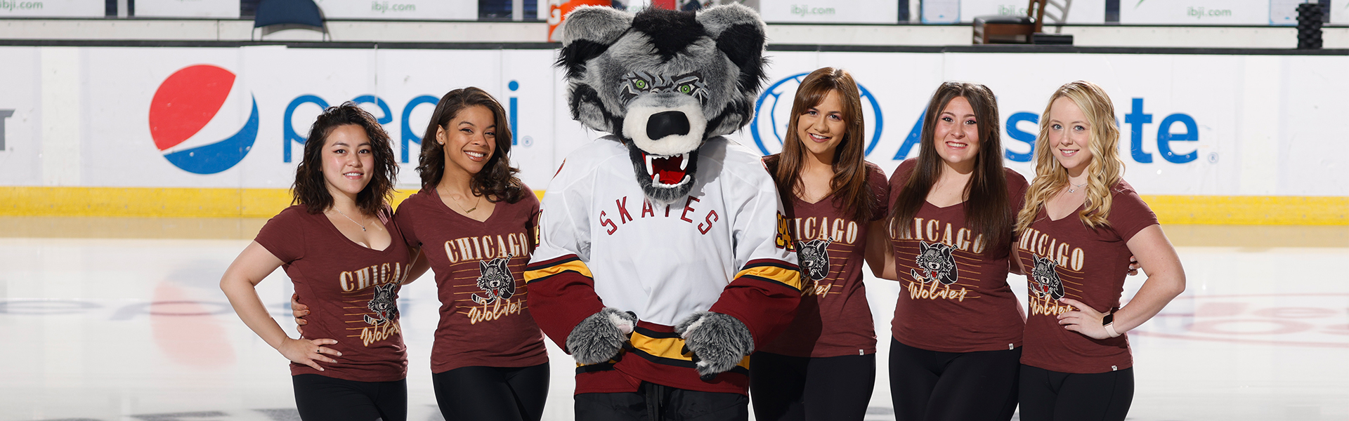 watch chicago wolves